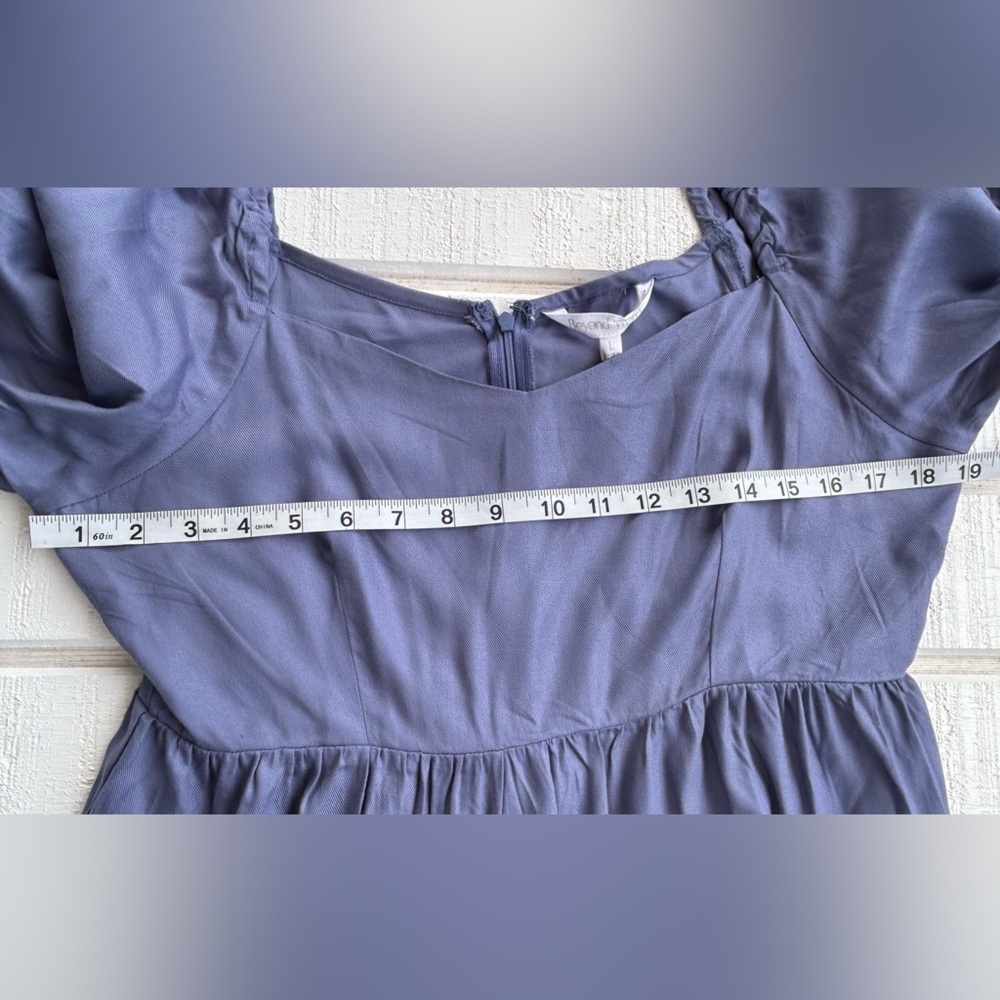 Beyond Words Tiered Puffed Sleeve Soft Queen Anne‎ Neckline Size Large - Picture 8 of 9